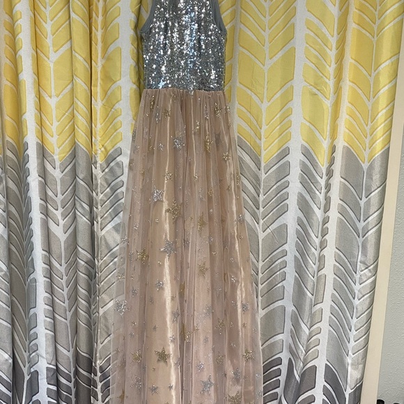 Silver and gold prom dress - Picture 2 of 3